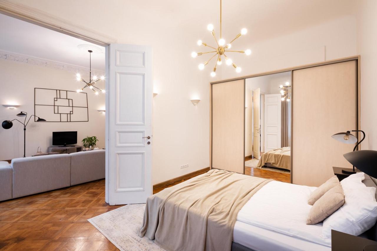 Old Riga Modern And Spacious 2 Bedroom Apartment Exterior foto